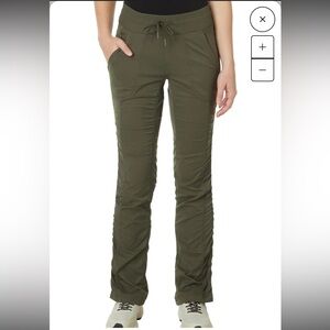 NorthFace Aphrodite 2.0 Pants Size M